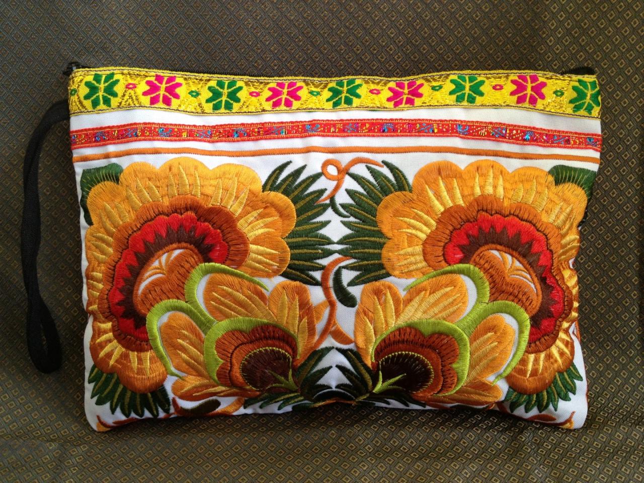 Gold Embroidery Clutch Wristlet Bag White Fabric Of Chinese Hmong Hill Tribe Thailand (kp1053-gowh)
