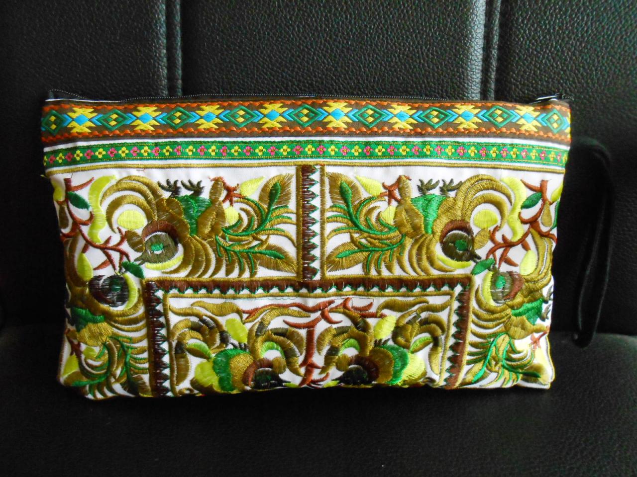 Green Clutch Wristlet Bag Embroidery W/ White Fabric Chinese Hmong Hilltribe Thailand (kp1057-grwh)